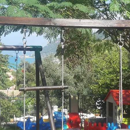 Green Rock - Gardens, Playground And Close To Beach! Agios Gordios (Corfu)