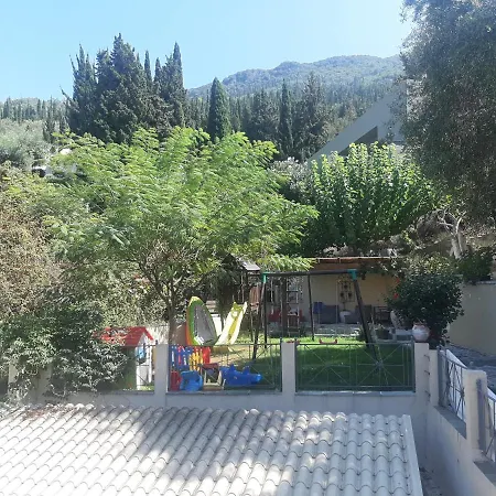 Villa Green Rock - Gardens, Playground And Close To Beach!