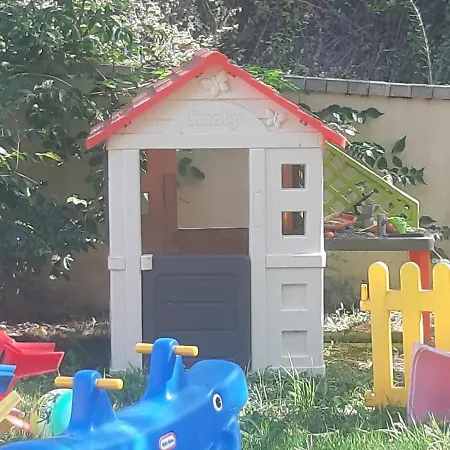 Villa Green Rock - Gardens, Playground And Close To Beach!