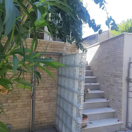Villa Green Rock - Gardens, Playground And Close To Beach! *